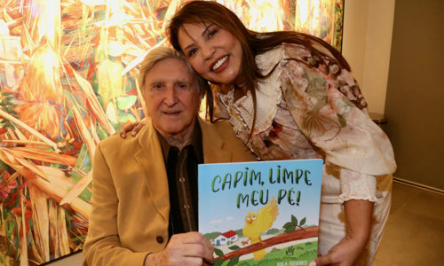 Sérgio Reis prestigia o lançamento do livro infantil “Capim, limpe meu pé”, de Xeila Frederico
