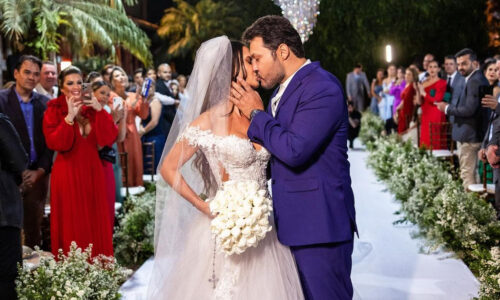 João Bosco e Monique Moura se casam em cerimônia para 320 convidados