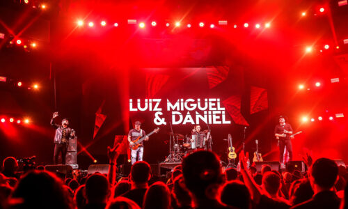 Festa do Peão de Barretos vai ferver com o show da dupla Luiz Miguel & Daniel