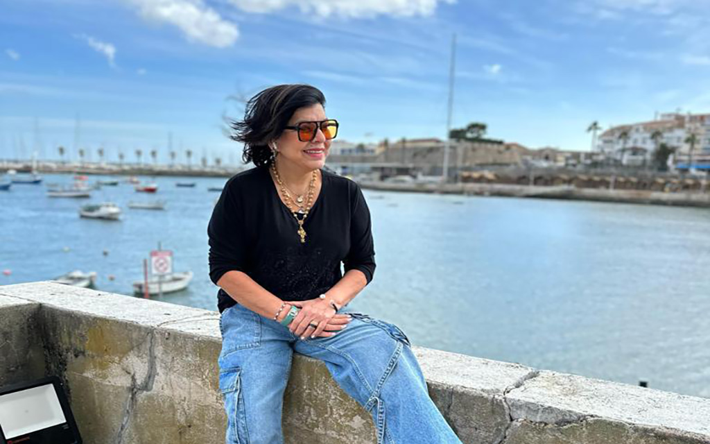 Roberta Miranda viaja a Portugal a trabalho e também para curtir uns dias de folga