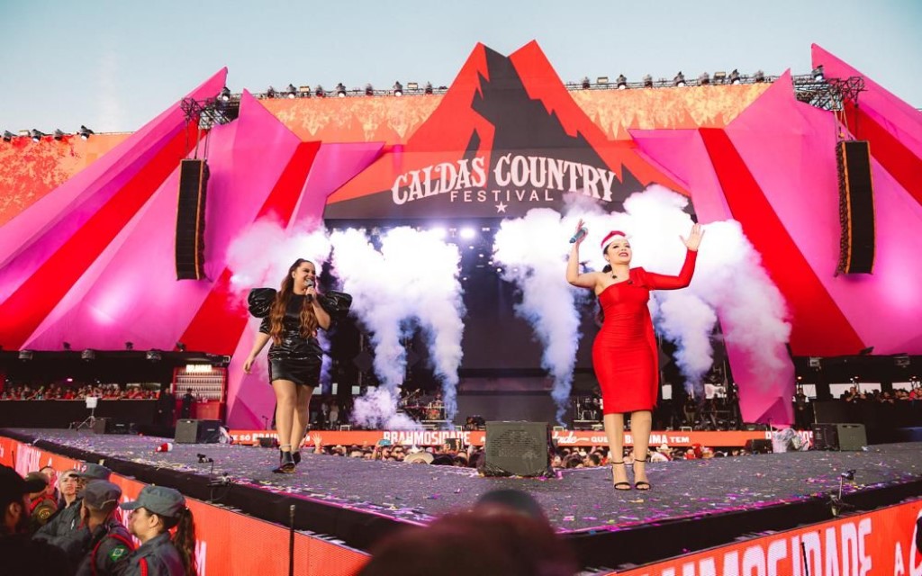 Maiara & Maraisa resumem o Caldas Country Festival como realização de um sonho