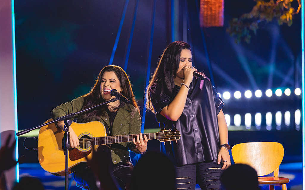 Rayane & Rafaela completam o álbum ‘Ao Vivo’ em todas as plataformas de streaming