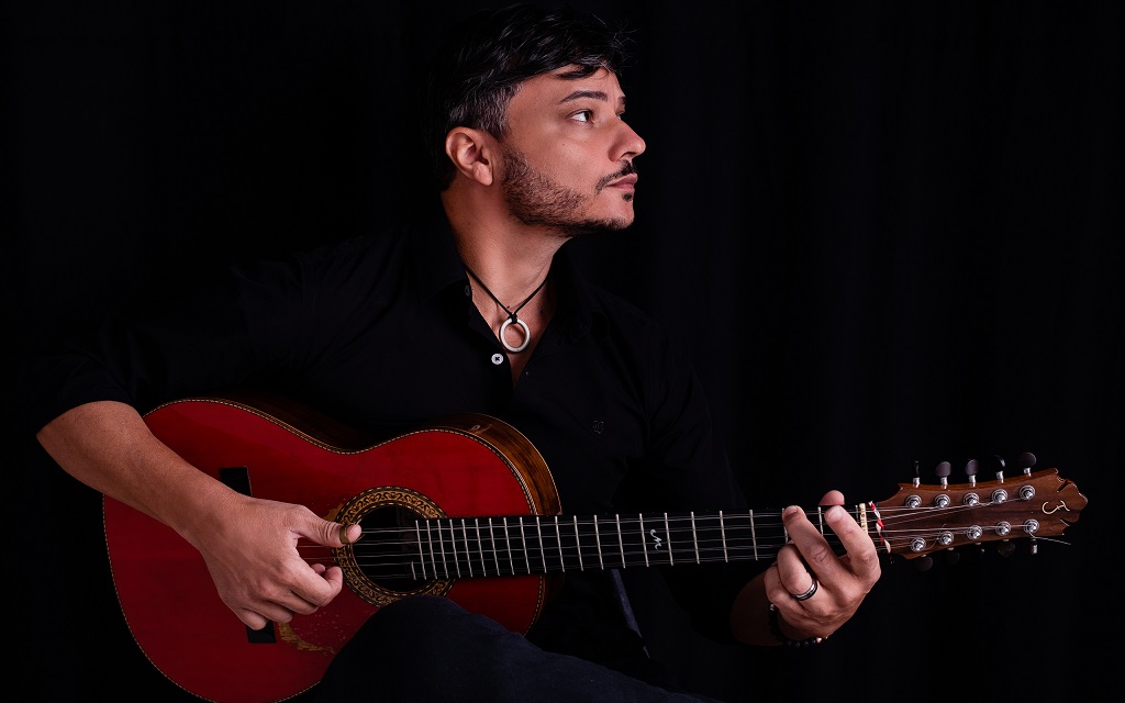 Entrevista Exclusiva: Arnaldo Freitas – A Voz contemporânea da viola caipira no Brasil