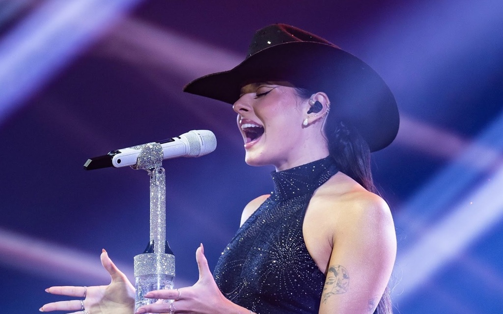 Ana Castela surpreendeu ao anunciar a data de lançamento de seu novo álbum