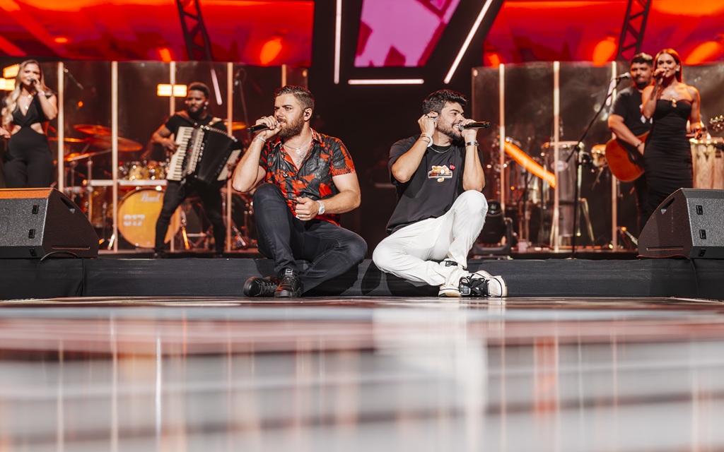 Dupla vai apresentar mais de três horas de show com convidados surpresa