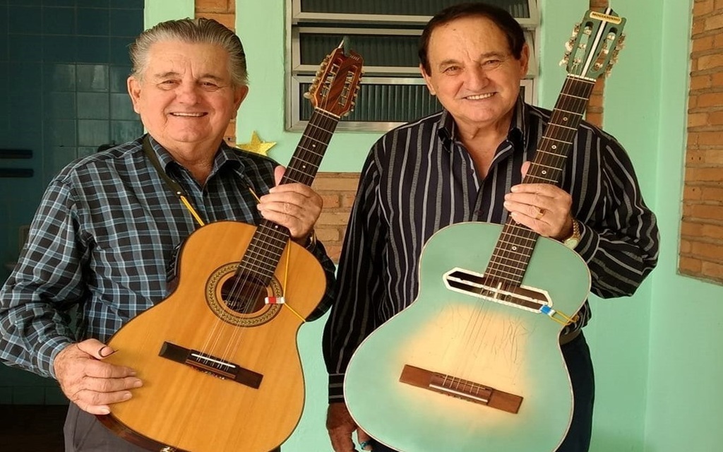 Dupla participa do quadro 'Na Estrada