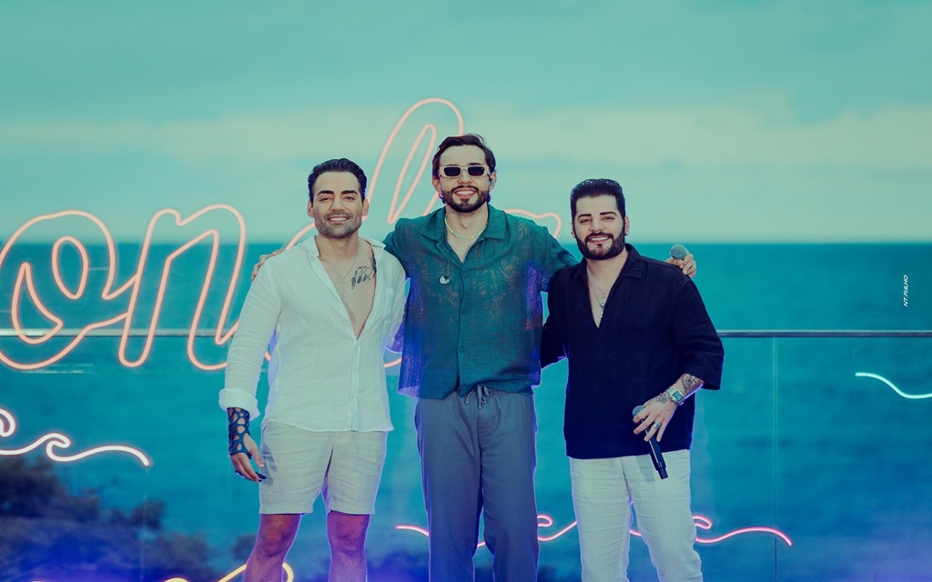 Com um repertório vibrante, o projeto chegou às plataformas digitais completo, enquanto os clipes serão lançados semanalmente,