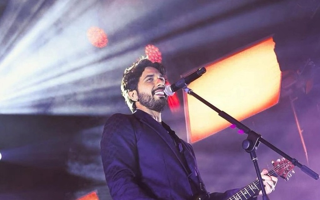 Projeto aposta em uma ambientação de teatro ou casas de show com arranjos especiais