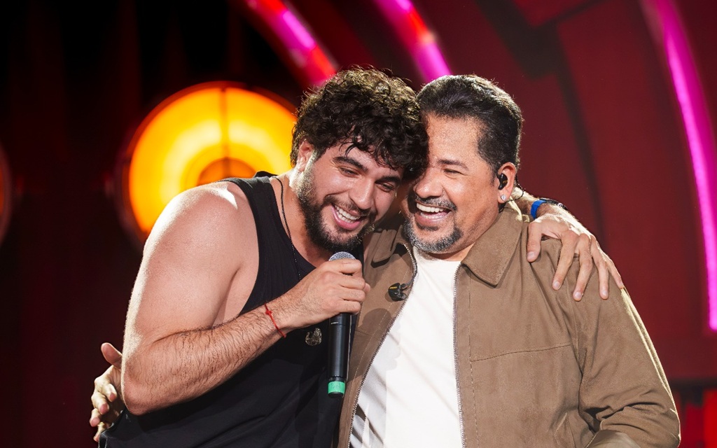 clipe foi lançado no dia 21 de novembro e já alcançou a lista das faixas em alta na plataforma