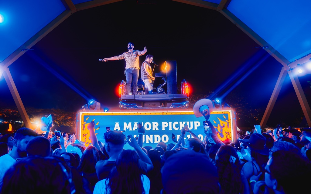 Fábrica do Churrasco! Fernando e Sorocaba desembarcam em Balneário Camboriú para o último Churrasco On Fire do ano