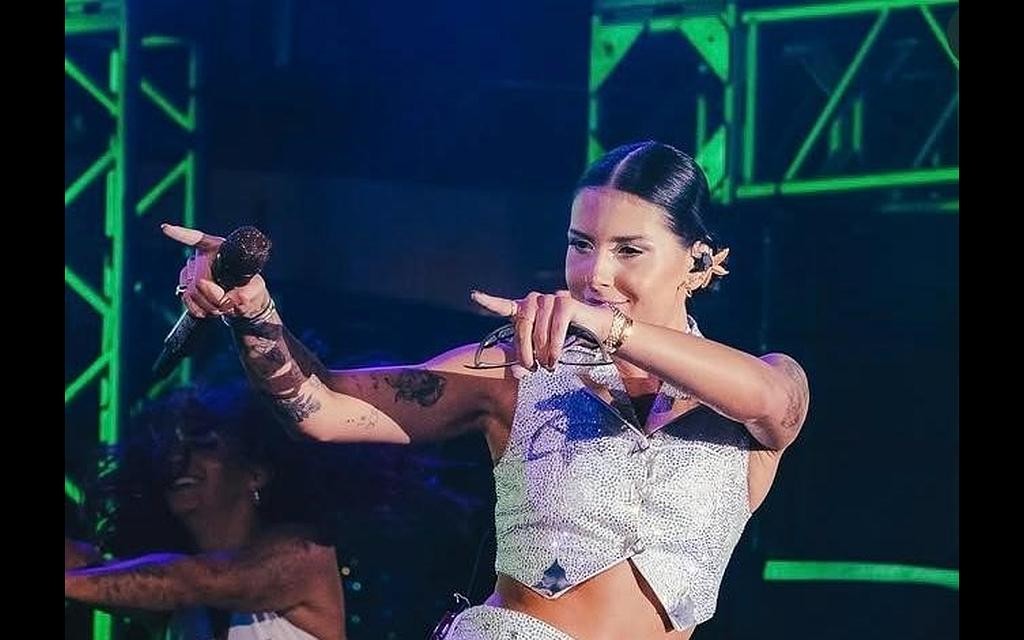 Anfitriã da viagem, Ana Castela apresentou dois shows marcantes