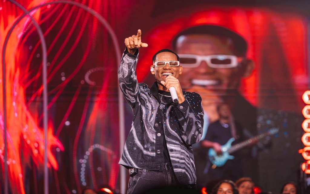 Netto Brito surge como uma das grandes promessas do arrocha romântico brasileiro.