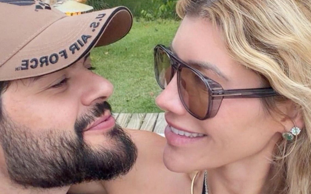 cantor está em Trancoso, na Bahia, um dos destinos mais paradisíacos