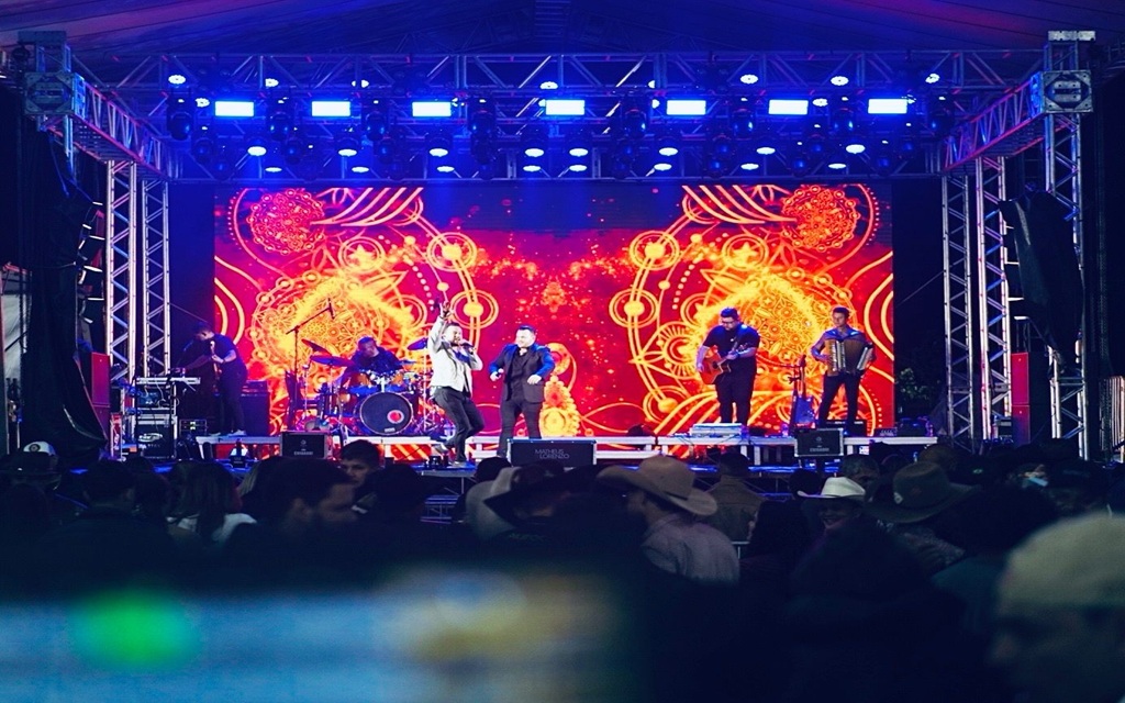 Entrevista Exclusiva: Matheus e Lorenzo lançam ‘Saudade Não Faz Curva’