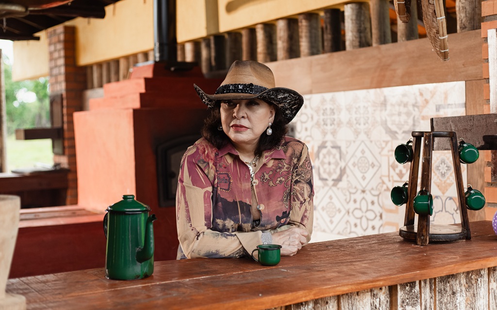 Roberta Miranda grava novo videoclipe em Cuiabá e movimenta a cena sertaneja da capital mato-grossense