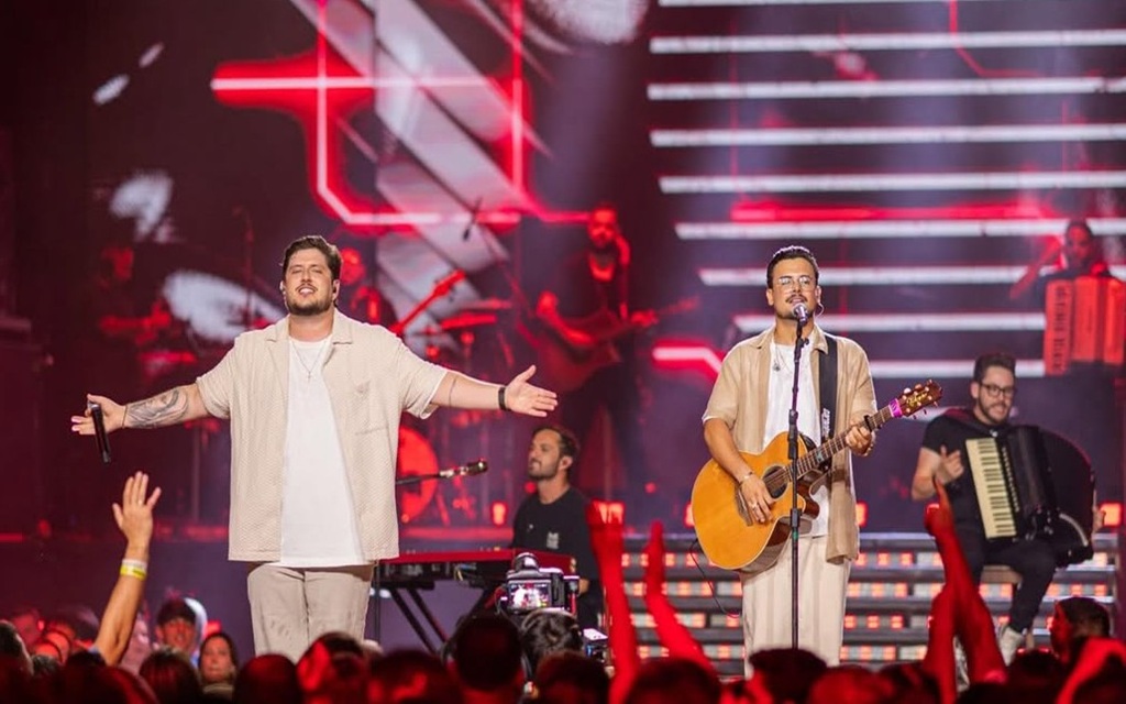 Breno & Bernardo lançam “B.O de Sempre” e dão início ao DVD “B&Bendo Por Aí – Edição Guarapari”