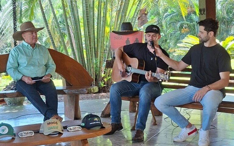 Felipe Nogueira é destaque no programa Viola Brasil da Rede Família