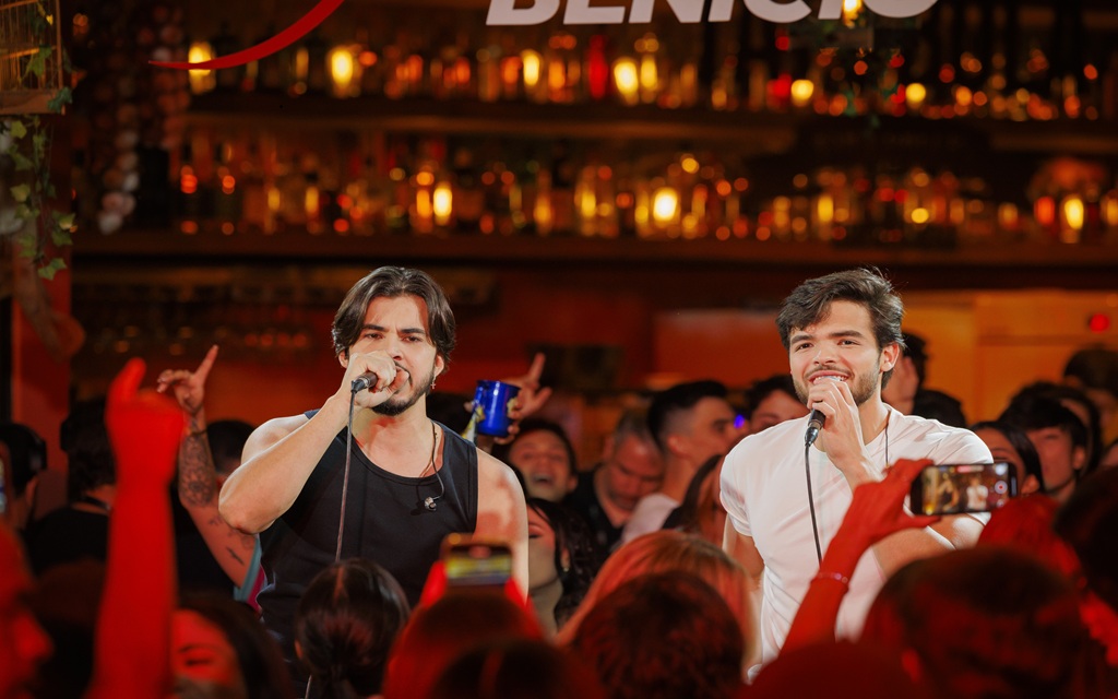 Abel e Benício lançam “Sou Louco”, nova faixa do projeto “Véspera de Feriado”