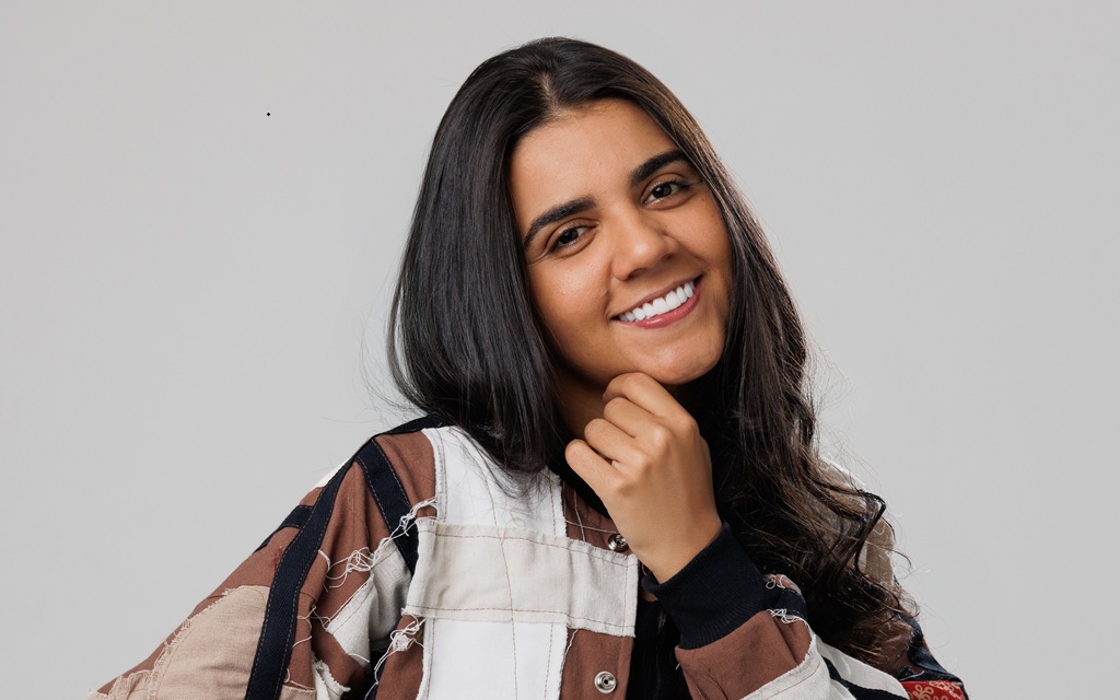 Yasmin Santos endossa sucesso no universo sertanejo com o lançamento de clipes de ‘Intuição’, seu novo DVD