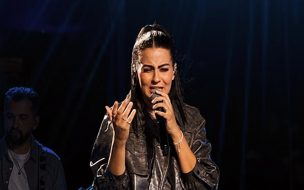 Bia Frazzo anuncia primeiro São João da carreira e confirma apresentações em Campina Grande e Petrolina