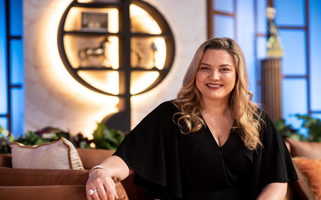 Aparecida Sertaneja reúne talentos femininos no quadro Encontro de Sertanejas