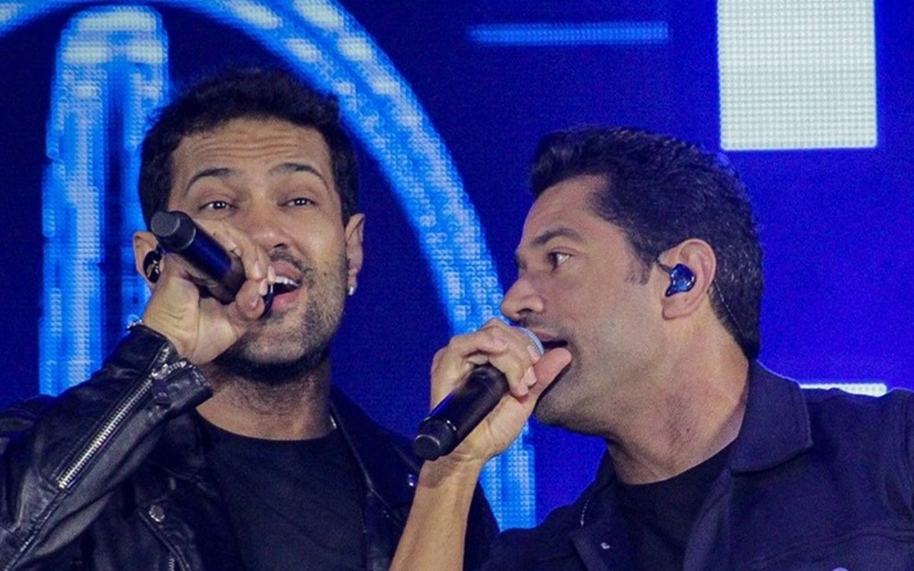 Edy Britto & Samuel apresentam “Dois Diferentes”
