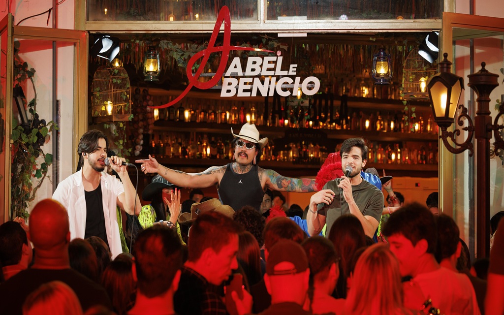 faixa que traz a fusão entre o eletrofunk e sertanejo.