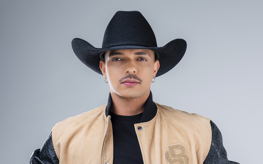 Igor Ferrari apresenta o single “Apaixonadinho Nela”