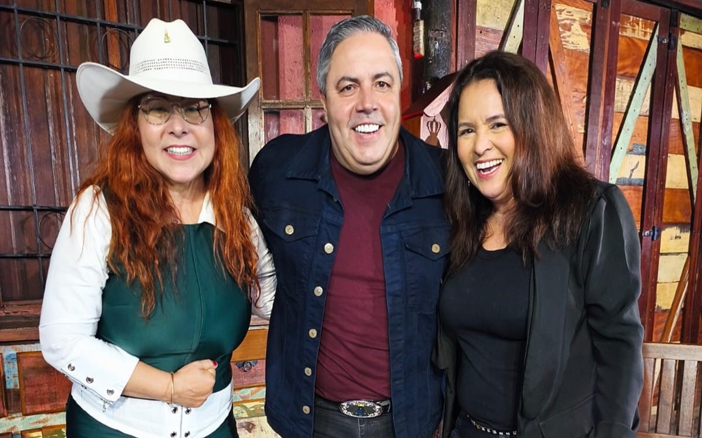 Leyde e Laura compartilham sua trajetória musical no Prosa Brasil